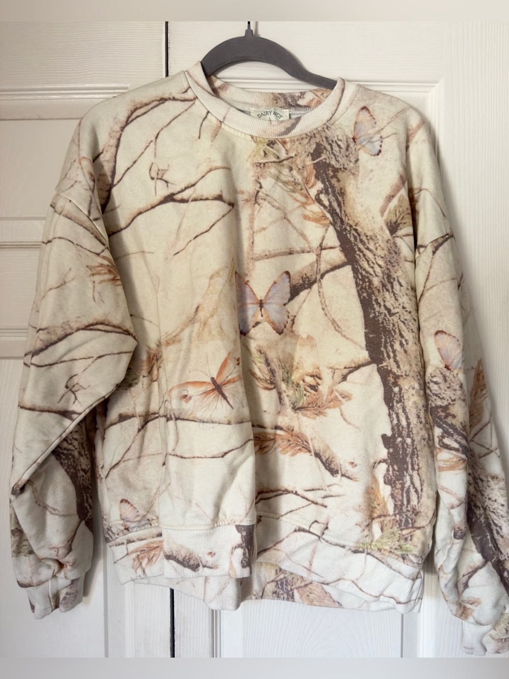 Dairy Boy 100% Cotton Crewneck Nature-Print Sweater in Cream
